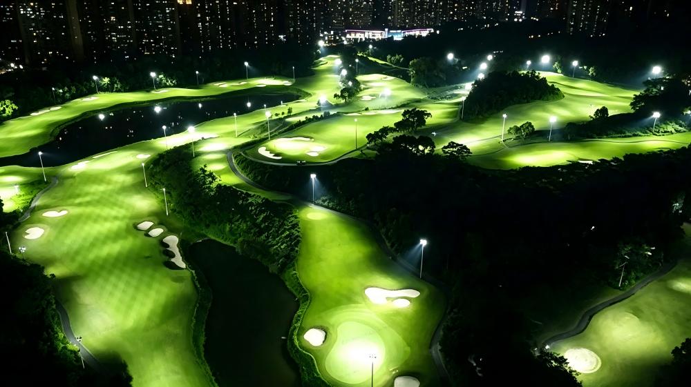 18-hole tournament grade golf course night lighting full project effect low glare uniform illumination